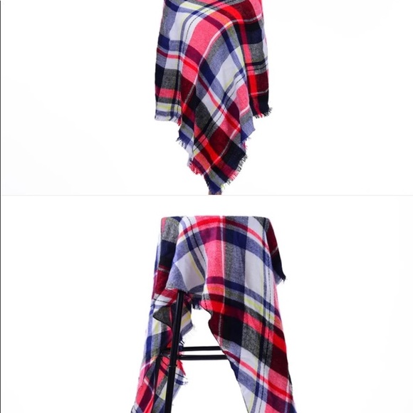 Triangle Shawl Scarf - Picture 4 of 7